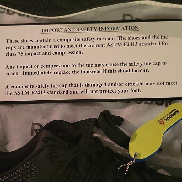 Saftey Toe Reebok Work shoes - Picture 6 of 8